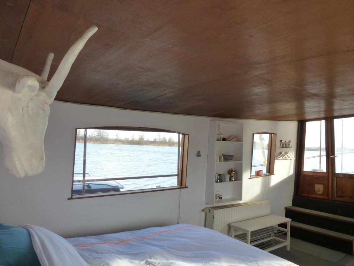 Bed and breakfast Bed In Boat Amsterdam Extérieur photo